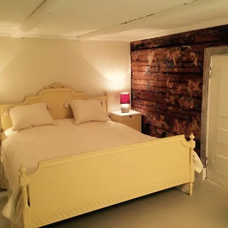 Malistorpets Rosor Bed & Kitchen Guest House Varberg Exterior photo